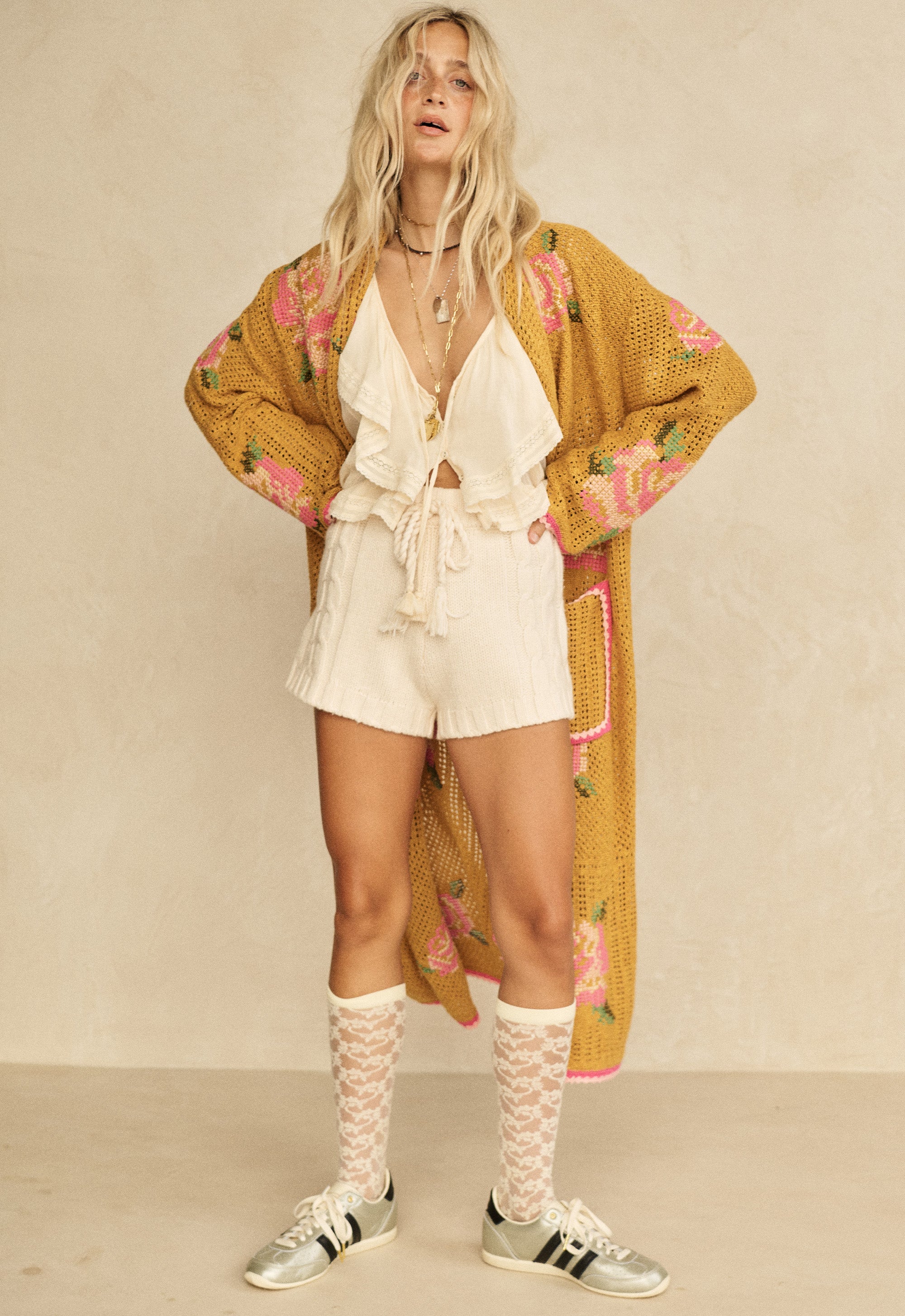 Cosy Campfire Knit Short – SPELL